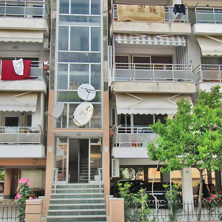 Cozy In Perea! Only 100m From The Beach! * Peraía