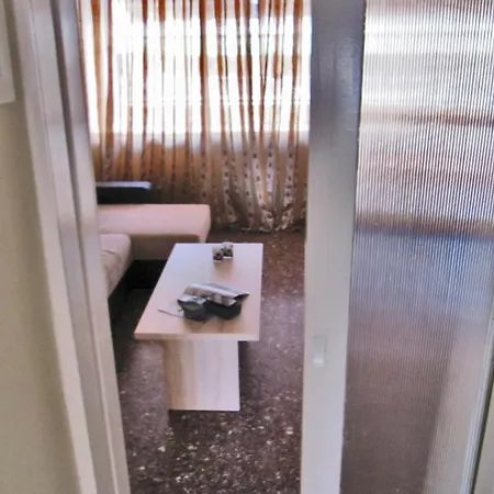 Cozy In Perea! Only 100m From The Beach! *